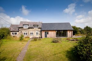 Manor Farm Cottage_Front Aspect- click for photo gallery